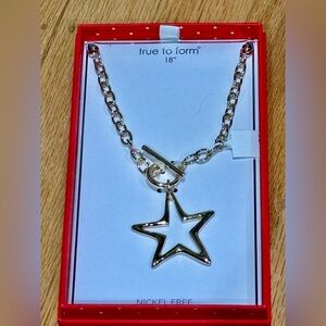 NIB True to Form gold Star Pendant 18”Necklace